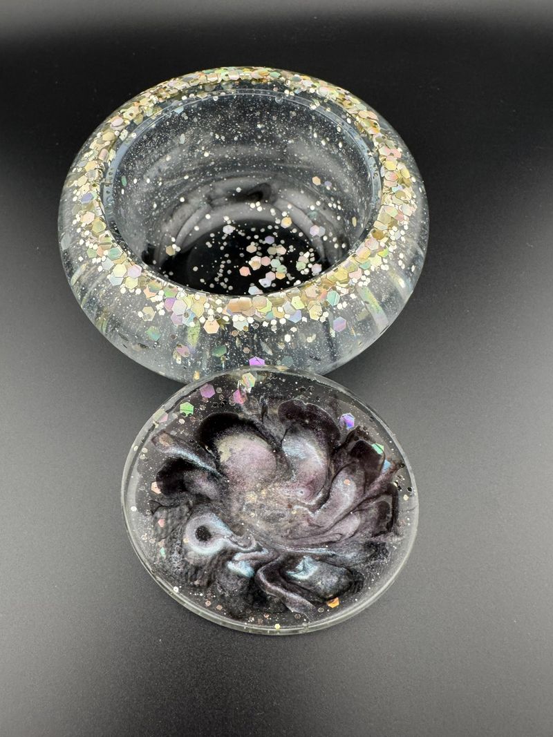 Handmade resin piece by The Crafty Ginger